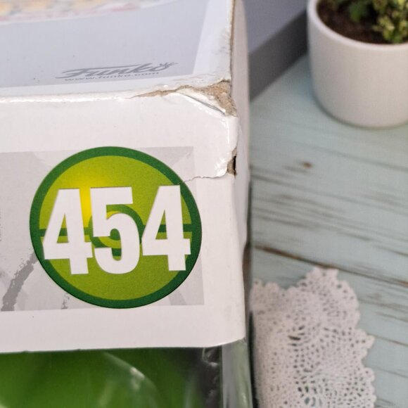 Funko Pop! Vinyl Jumbo 10 in: Pokémon Bulbasaur Target (Exclusive) #454 - Picture 3 of 12